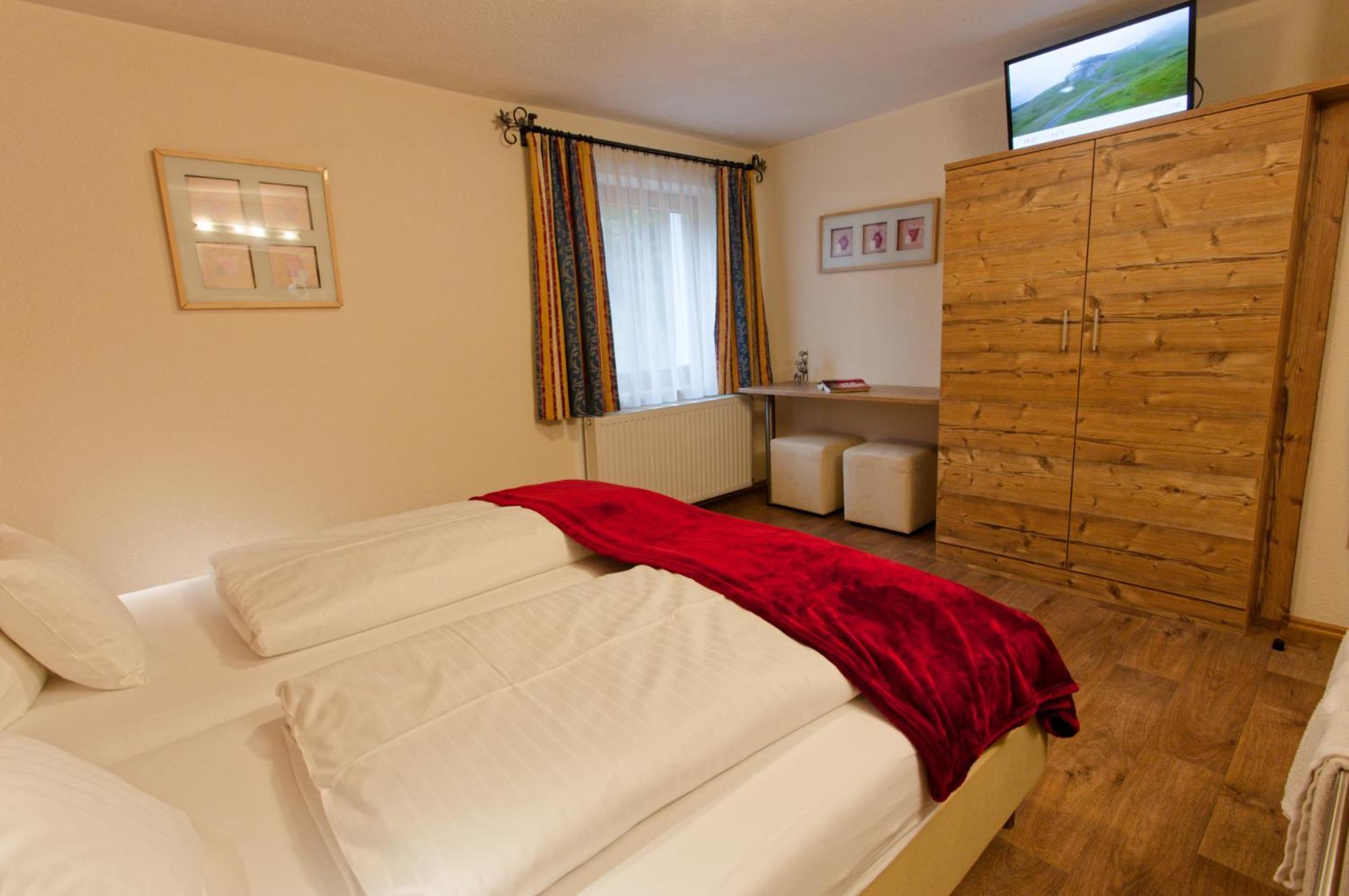 Haus Zangerl Inkl Sommer-Karte Premium Sankt Anton am Arlberg Exterior foto