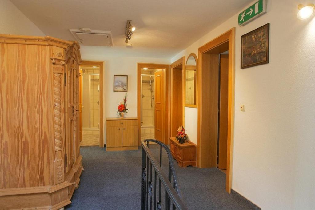 Haus Zangerl Inkl Sommer-Karte Premium Sankt Anton am Arlberg Habitación foto